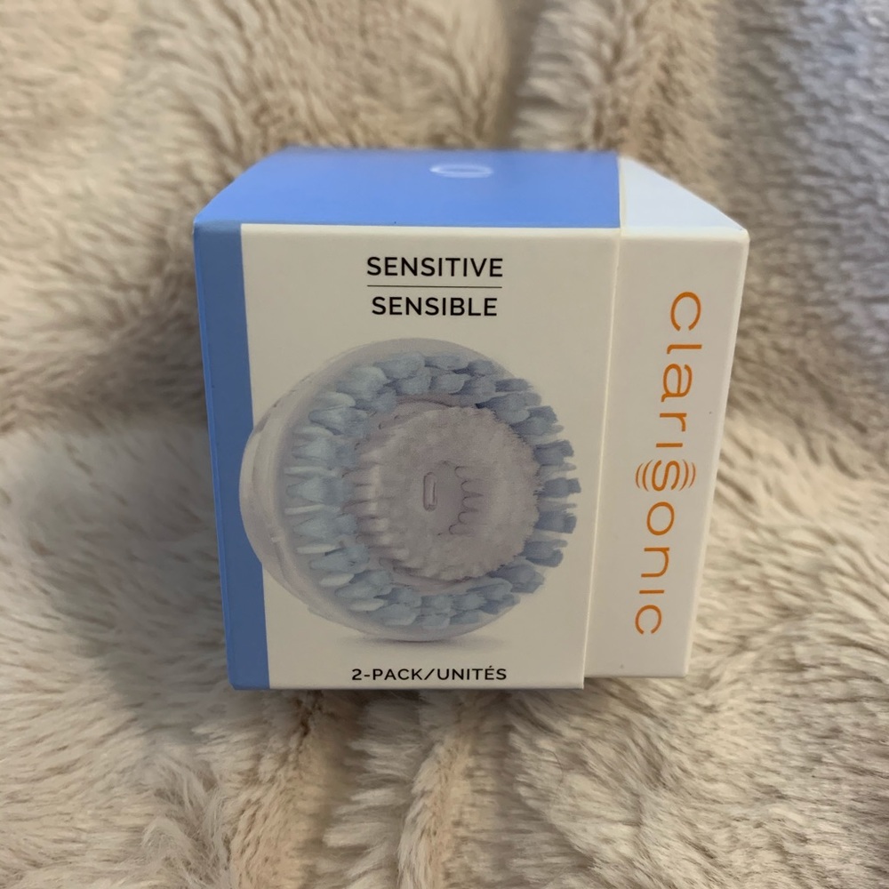 SOLD - Clarisonic Sensitive Cleansing Brush Twin